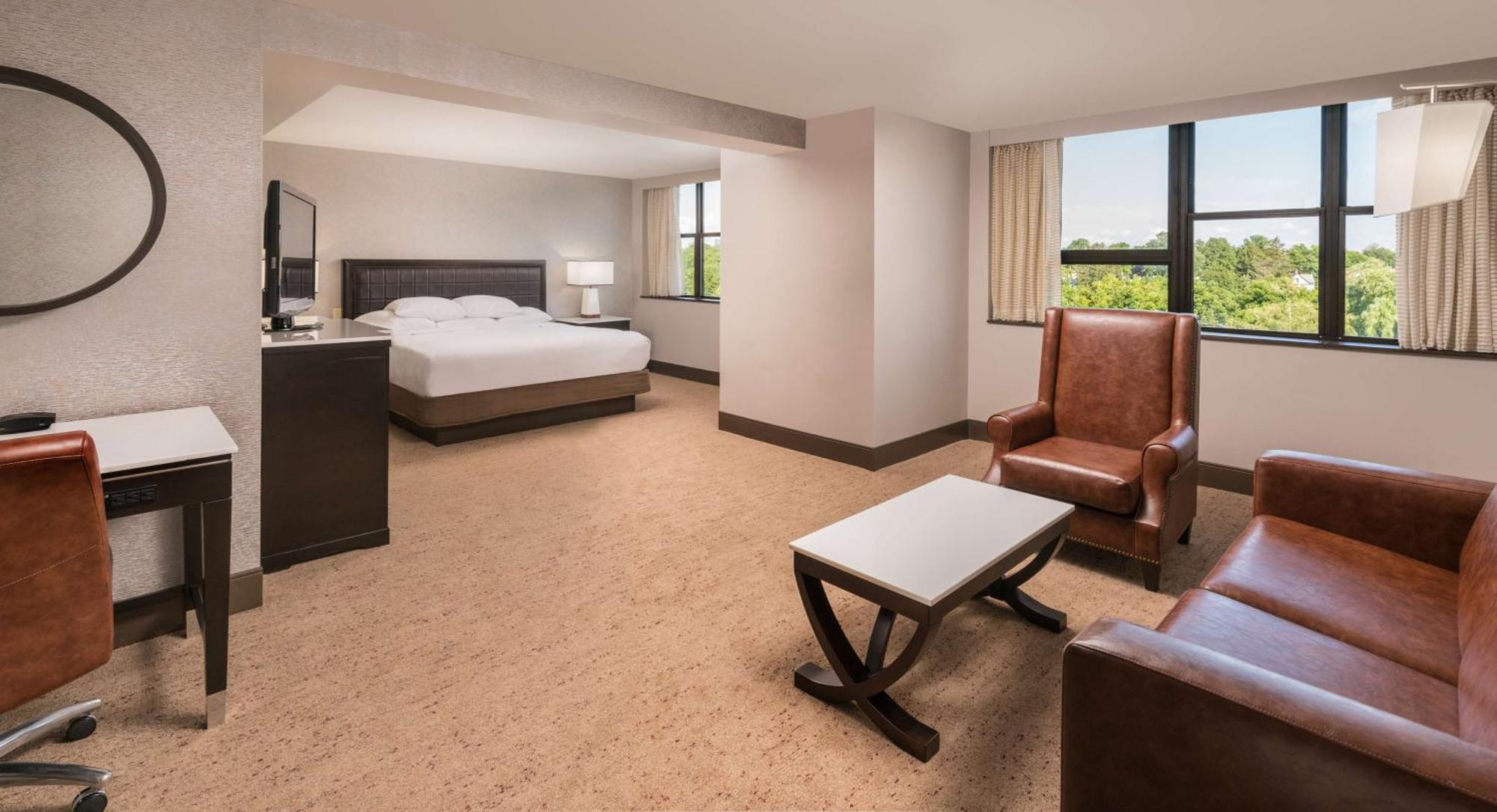 The Saratoga Hilton Hotel Саратога Спрингс Екстериор снимка