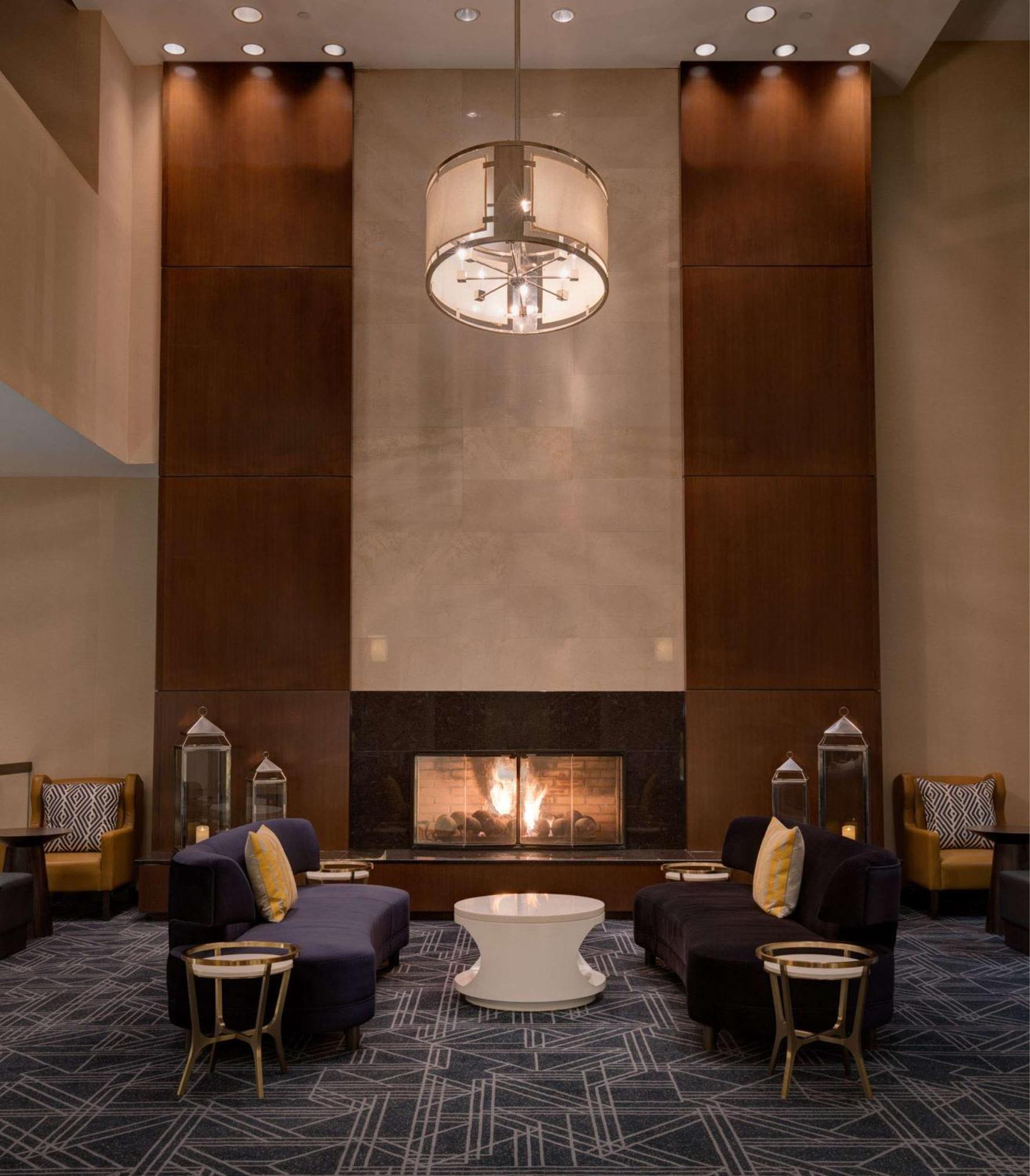 The Saratoga Hilton Hotel Саратога Спрингс Екстериор снимка