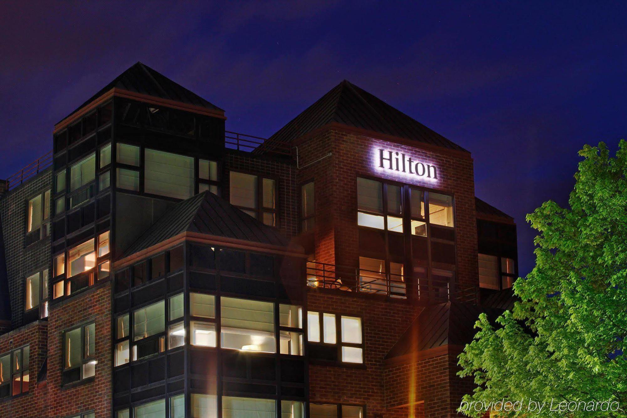 The Saratoga Hilton Hotel Саратога Спрингс Екстериор снимка